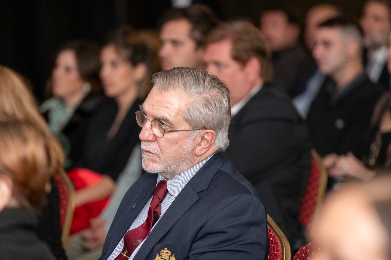 Entrega de Distinciones a Socios Vitalicios