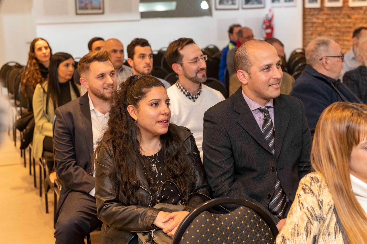 Entrega de Distinciones a Socios Nuevos