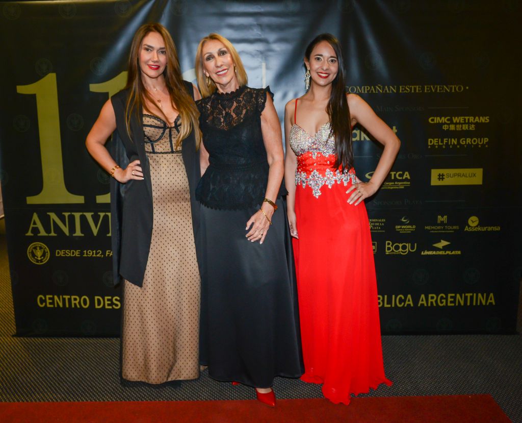 Cocktail y Alfombra Roja