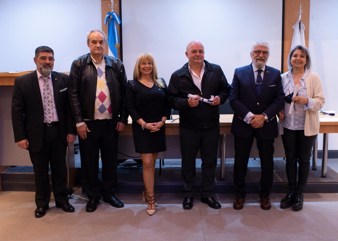 Entrega de Menciones Especiales y Pase a Vitalicios - 2020 y 2021