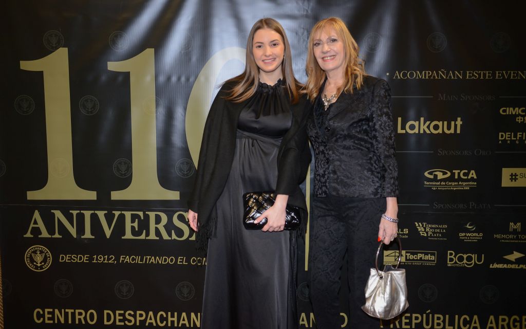 Cocktail y Alfombra Roja