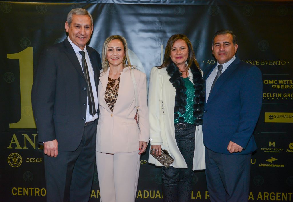 Cocktail y Alfombra Roja