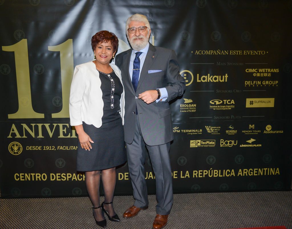 Cocktail y Alfombra Roja