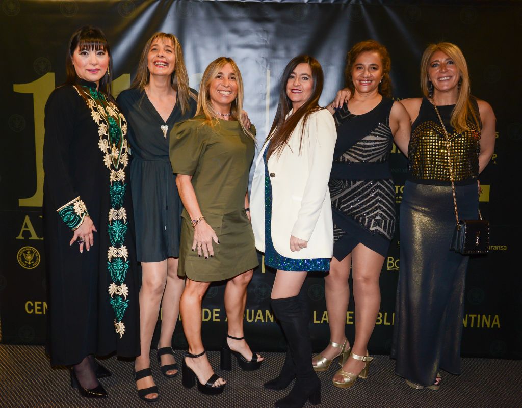 Cocktail y Alfombra Roja