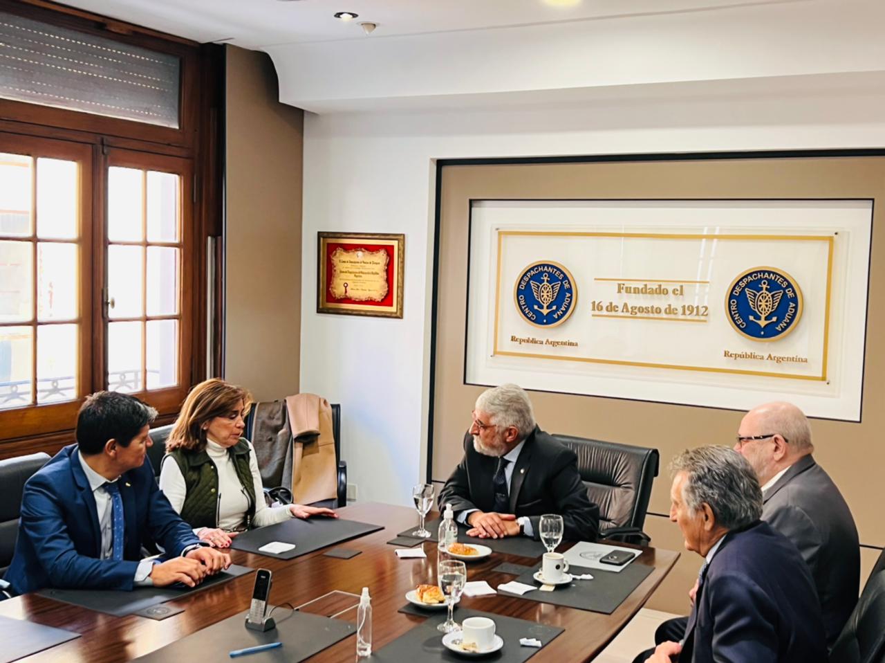 Seminario Internacional: Fraude marcario, piratería y lavado de activos