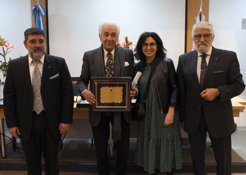 Entrega de Menciones Especiales y Pase a Vitalicios - 2020 y 2021