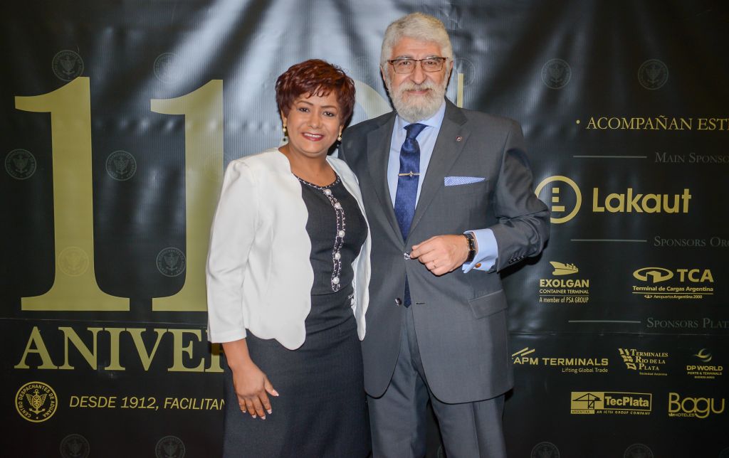 Cocktail y Alfombra Roja