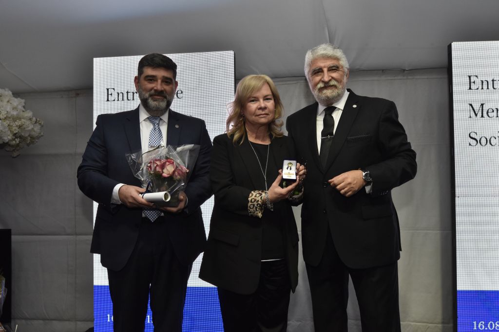 107° Aniversario - Entrega de Menciones a Vitalicios