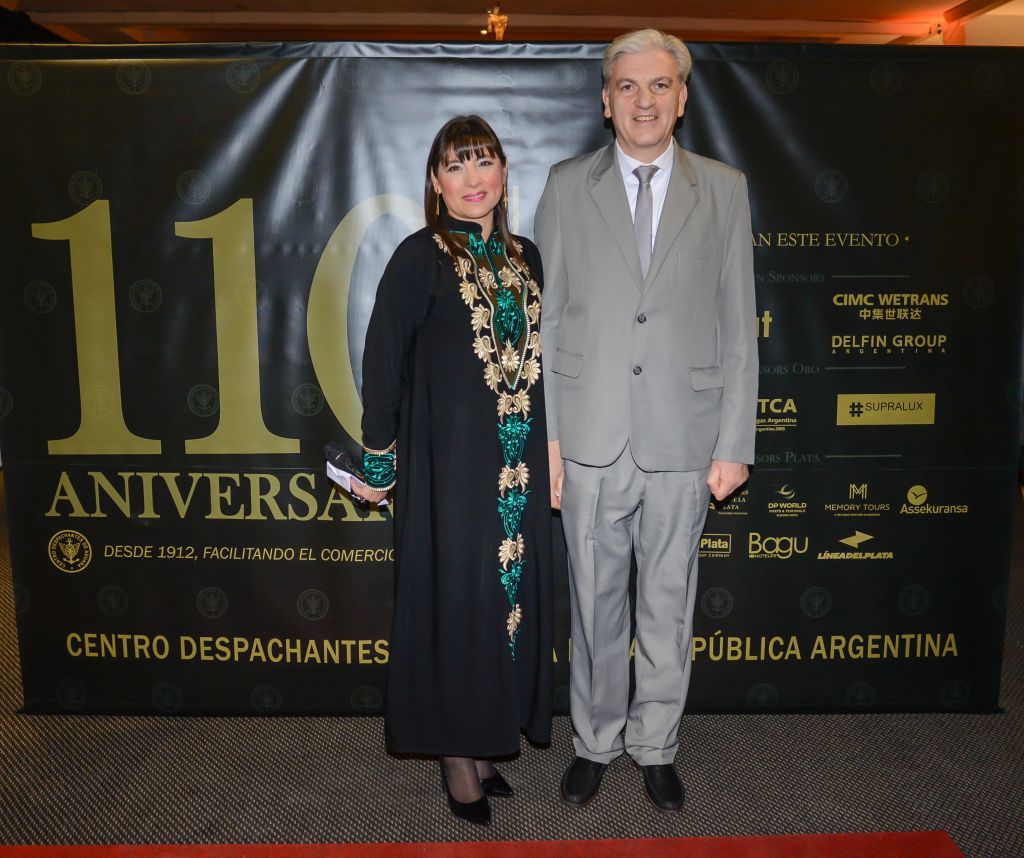 Cocktail y Alfombra Roja