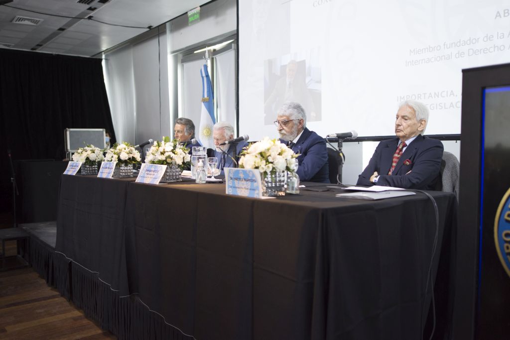 40° Aniversario - Código Aduanero