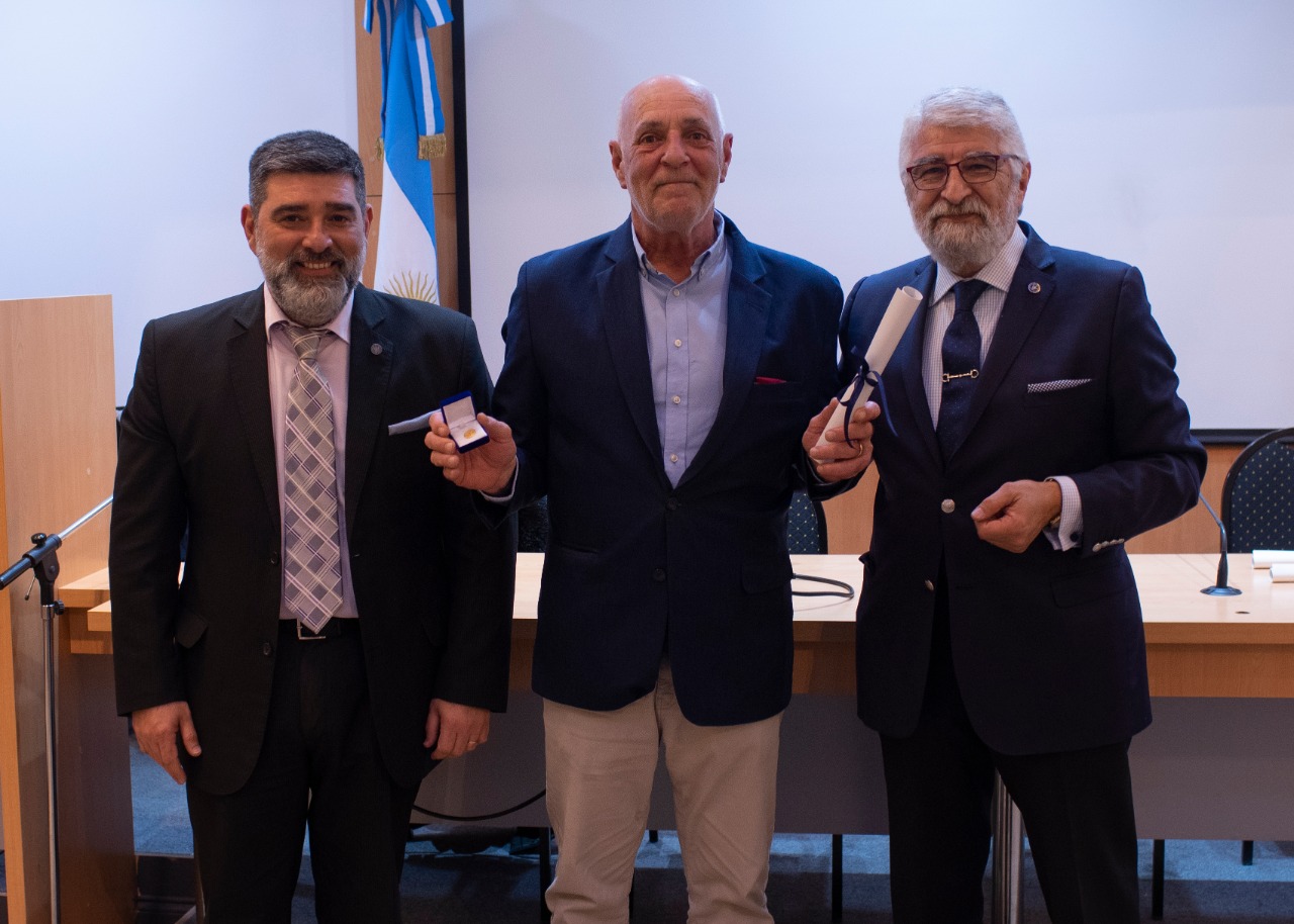 Entrega de Menciones Especiales y Pase a Vitalicios - 2020 y 2021