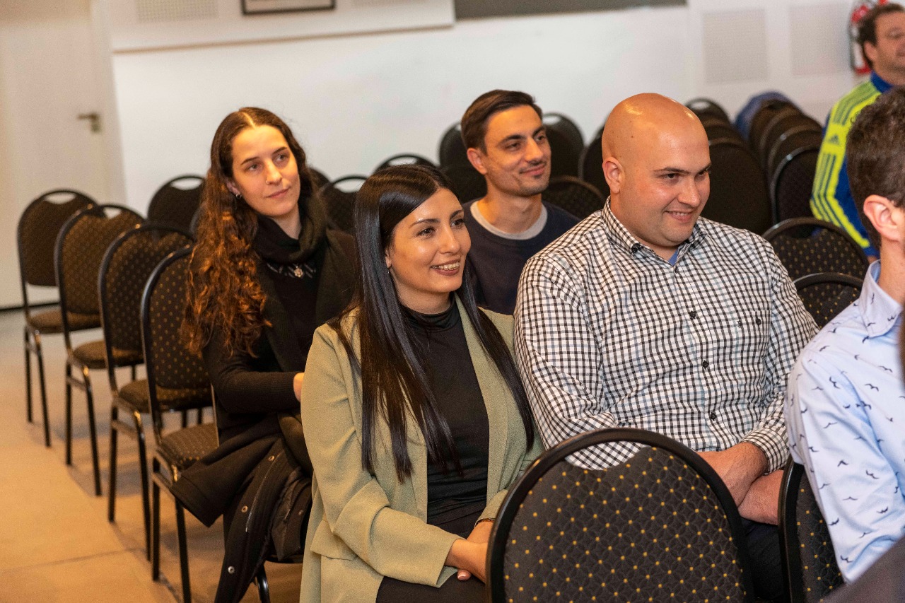 Entrega de Distinciones a Socios Nuevos