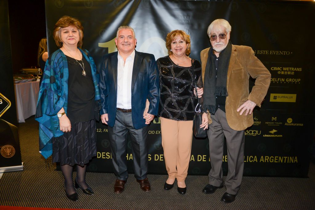 Cocktail y Alfombra Roja