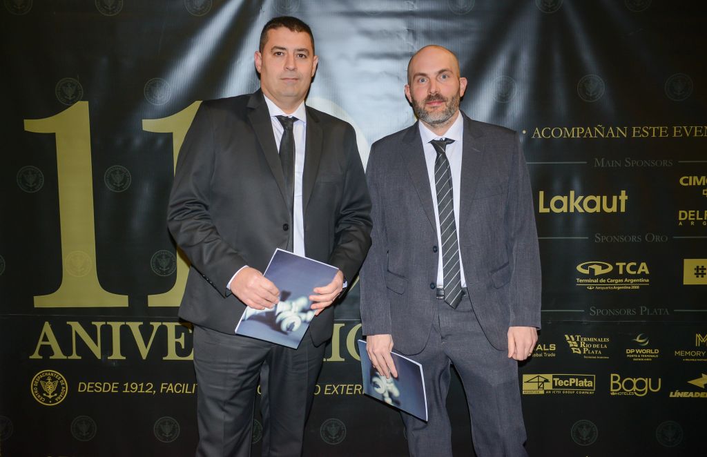 Cocktail y Alfombra Roja