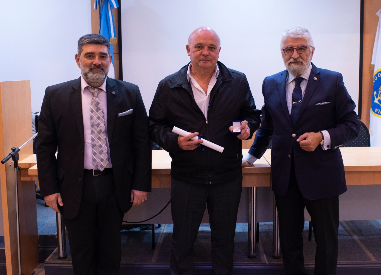 Entrega de Menciones Especiales y Pase a Vitalicios - 2020 y 2021