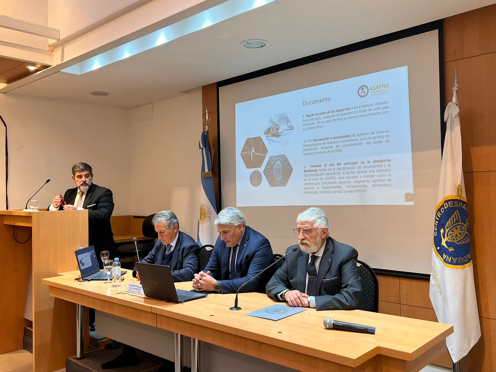 Seminario Internacional: Fraude marcario, piratería y lavado de activos