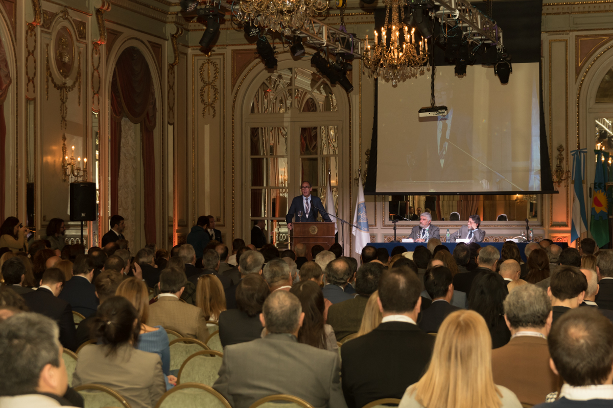 Seminario Internacional Nuevas Tendencias del Comercio Global - 1°Jornada