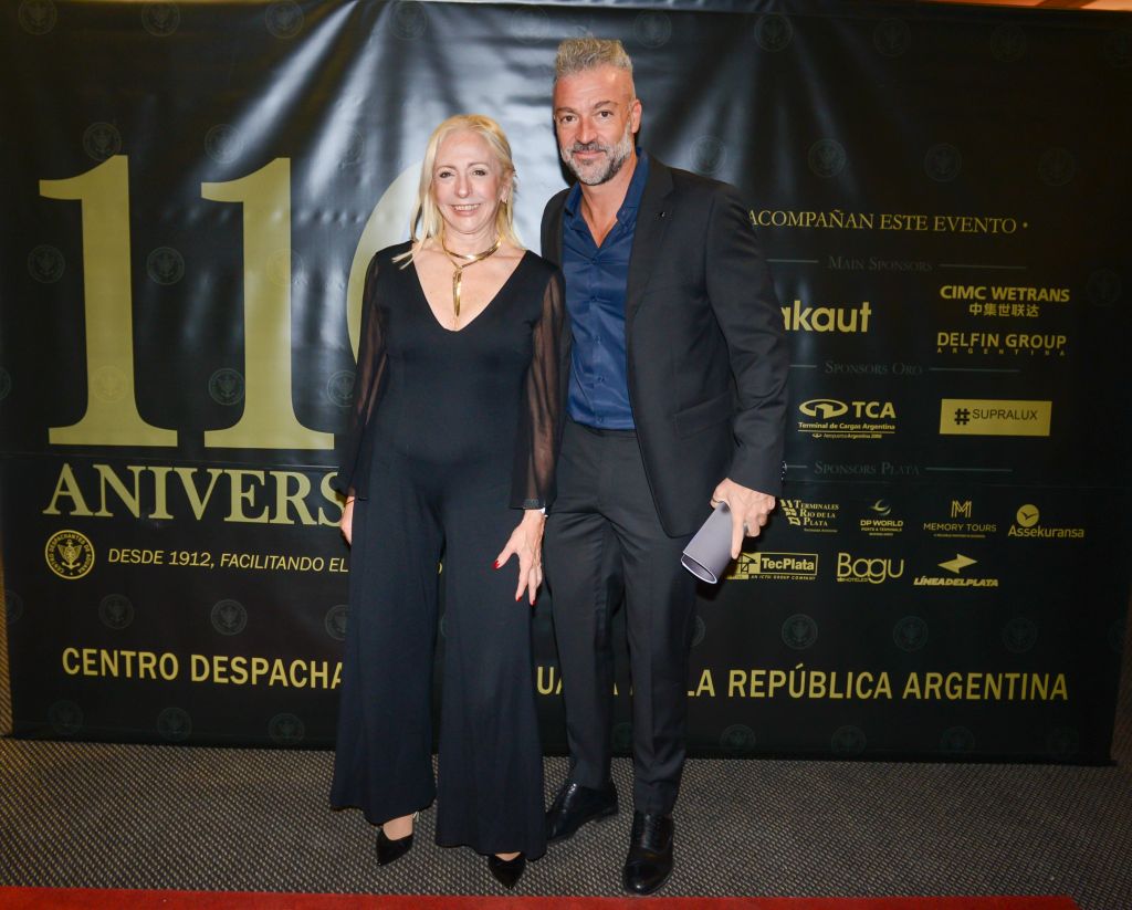 Cocktail y Alfombra Roja