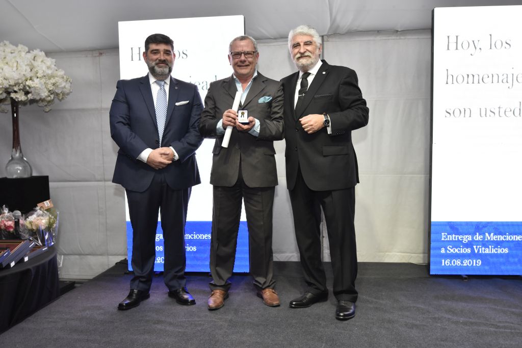 107° Aniversario - Entrega de Menciones a Vitalicios