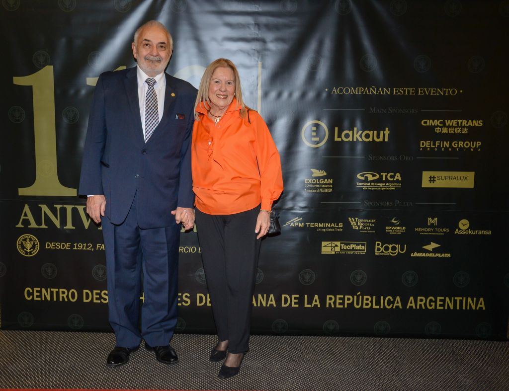 Cocktail y Alfombra Roja