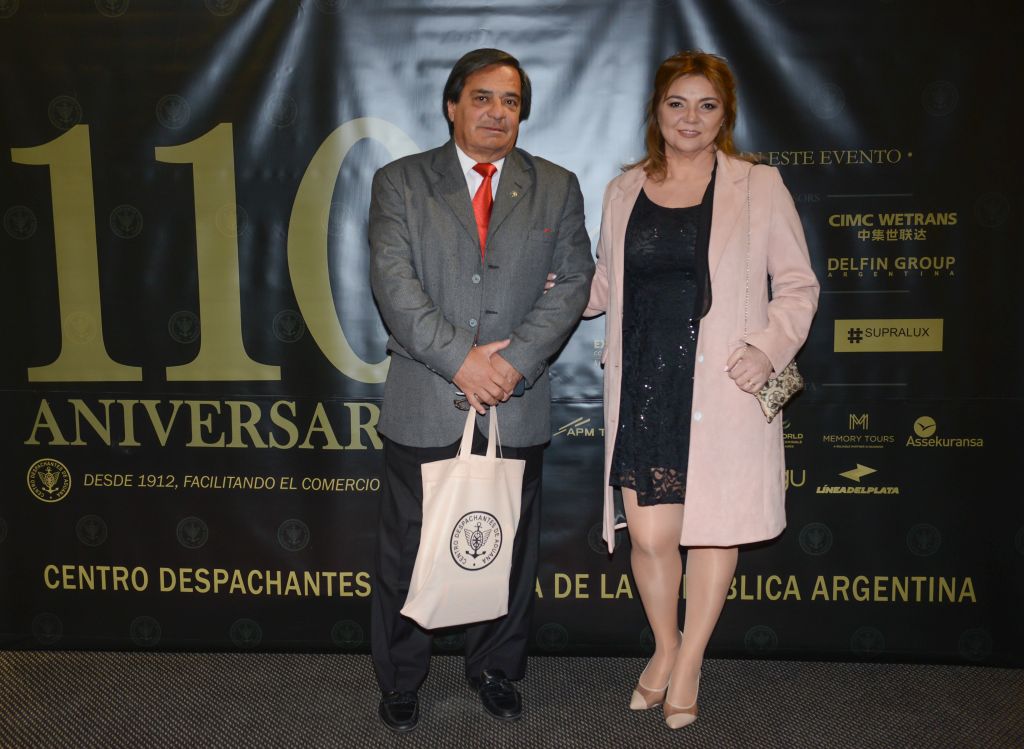 Cocktail y Alfombra Roja