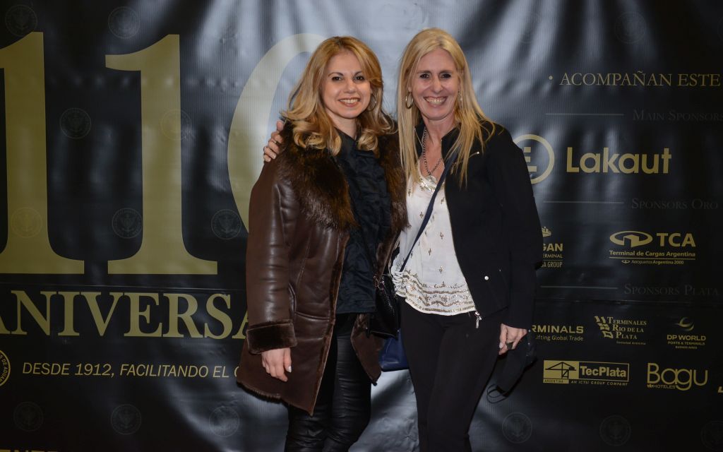 Cocktail y Alfombra Roja