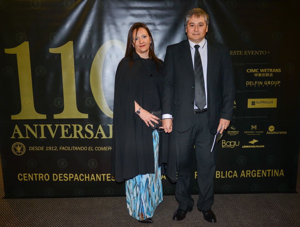 Cocktail y Alfombra Roja