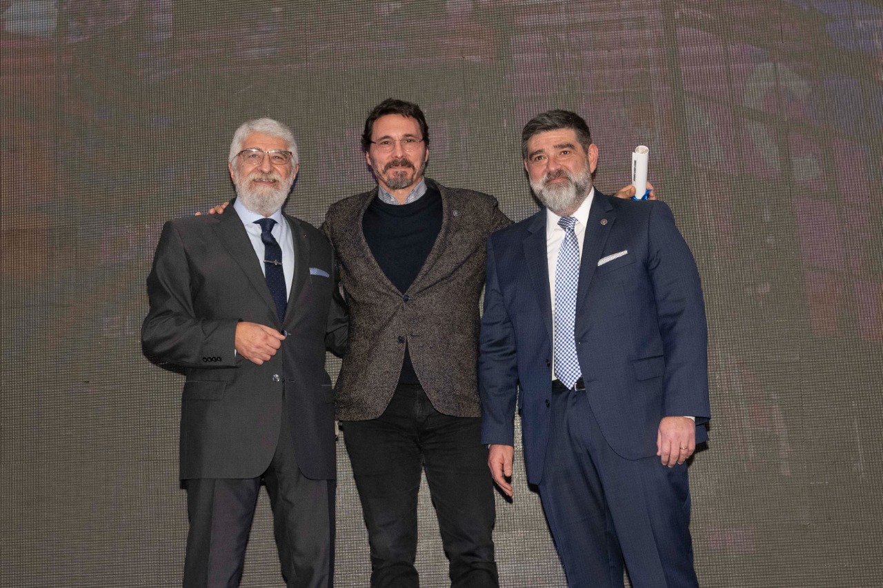 Entrega de Distinciones a Socios Vitalicios