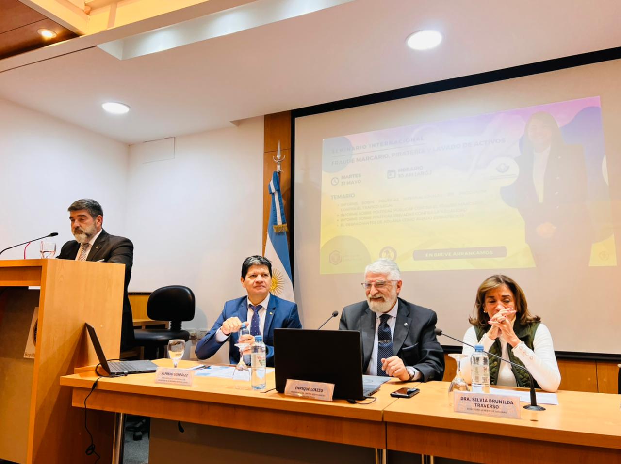 Seminario Internacional: Fraude marcario, piratería y lavado de activos