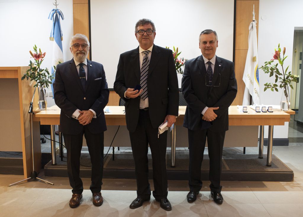 Entrega de Menciones Especiales y Pase a Vitalicios - 2020 y 2021