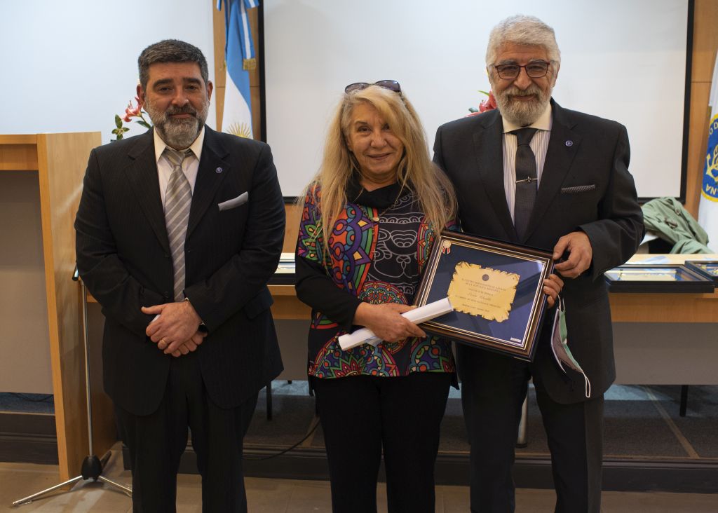 Entrega de Menciones Especiales y Pase a Vitalicios - 2020 y 2021