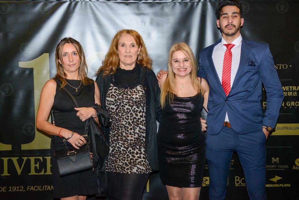 Cocktail y Alfombra Roja