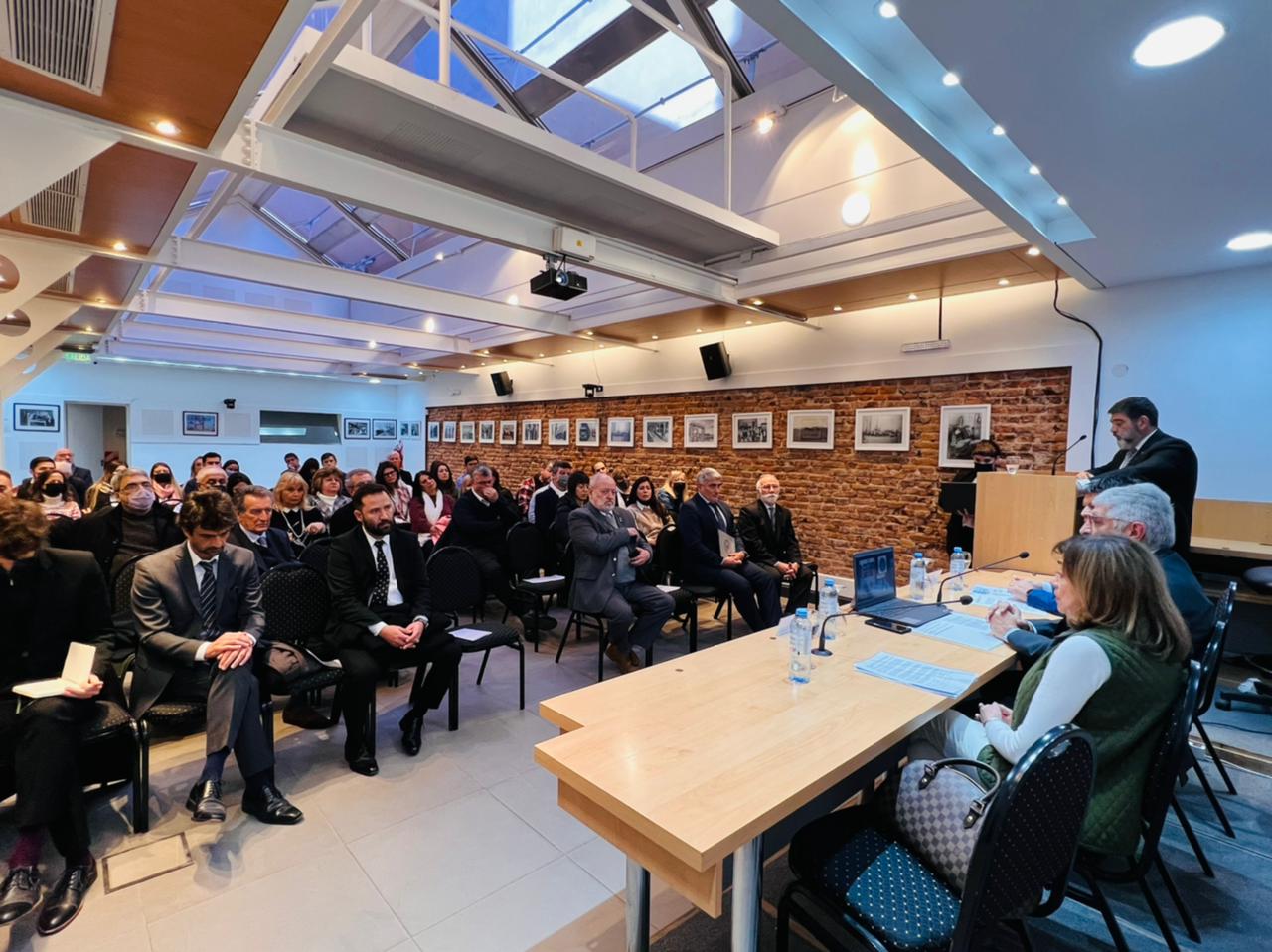 Seminario Internacional: Fraude marcario, piratería y lavado de activos