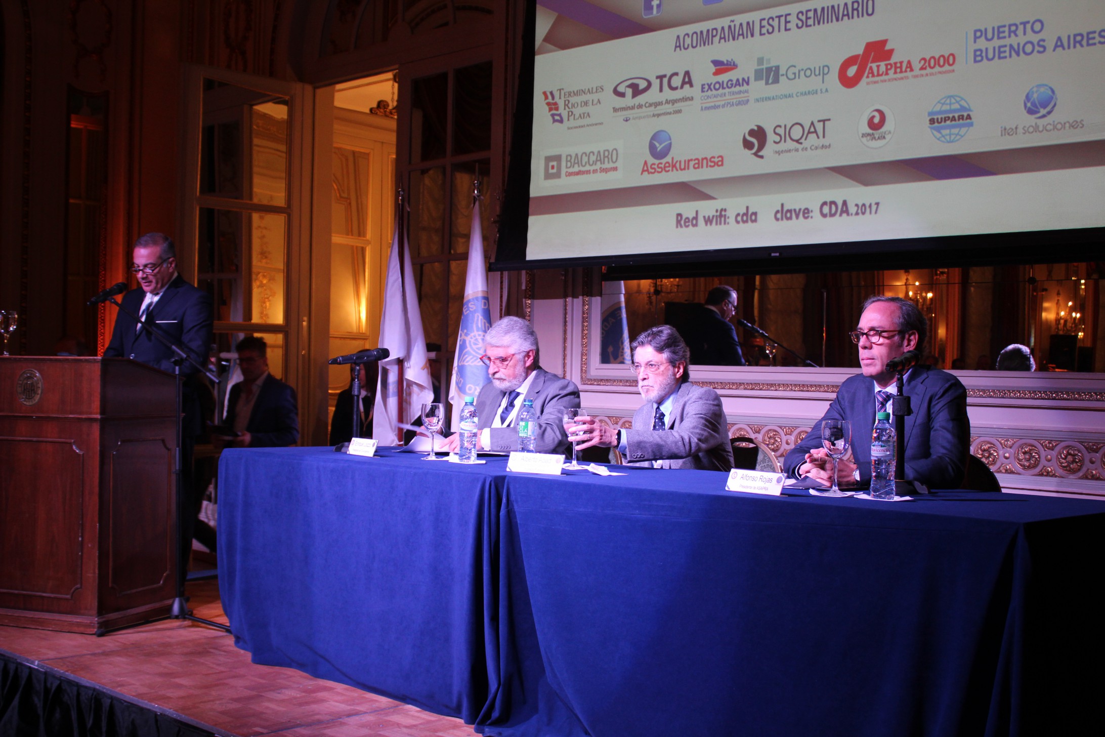 Seminario Internacional Nuevas Tendencias del Comercio Global - 1°Jornada