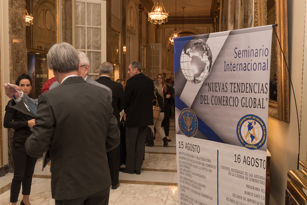 Seminario Internacional Nuevas Tendencias del Comercio Global - 1°Jornada