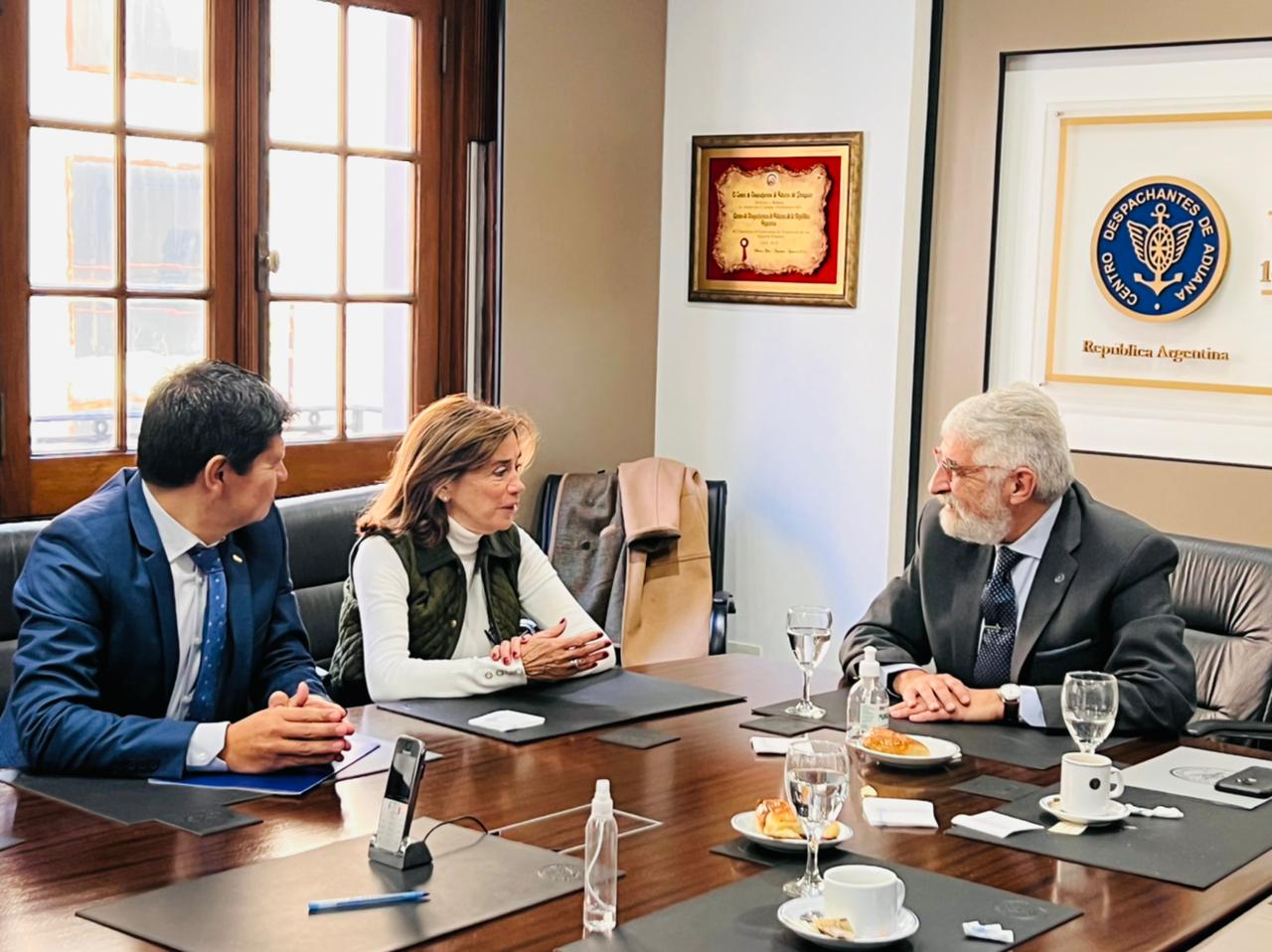 Seminario Internacional: Fraude marcario, piratería y lavado de activos