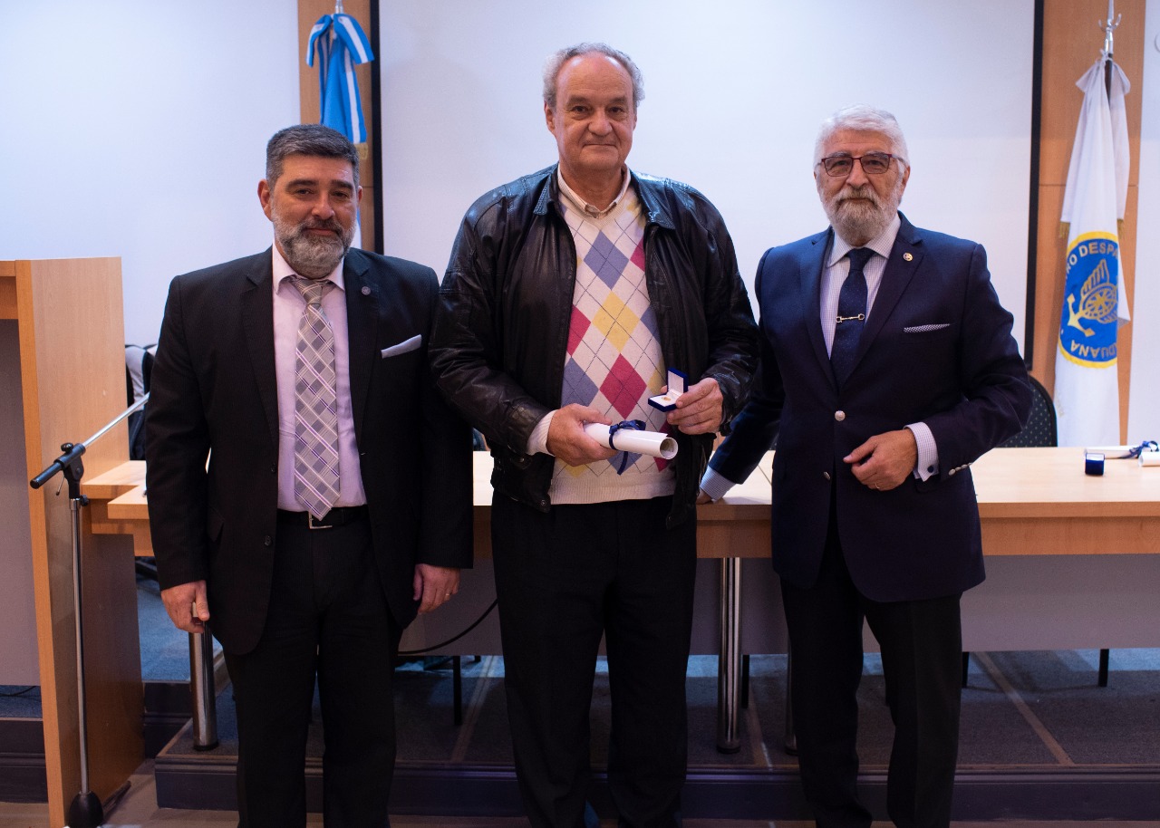 Entrega de Menciones Especiales y Pase a Vitalicios - 2020 y 2021