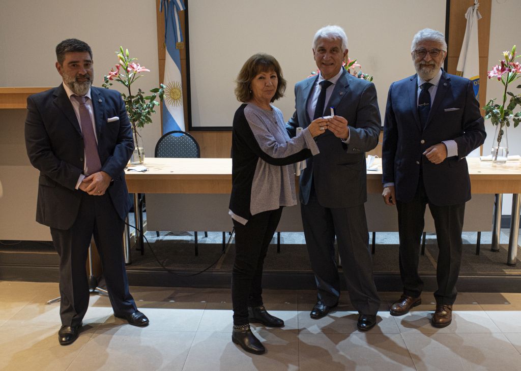 Entrega de Menciones Especiales y Pase a Vitalicios - 2020 y 2021