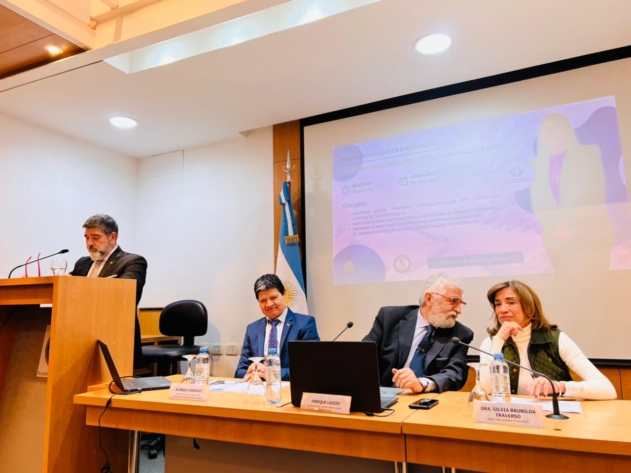 Seminario Internacional: Fraude marcario, piratería y lavado de activos