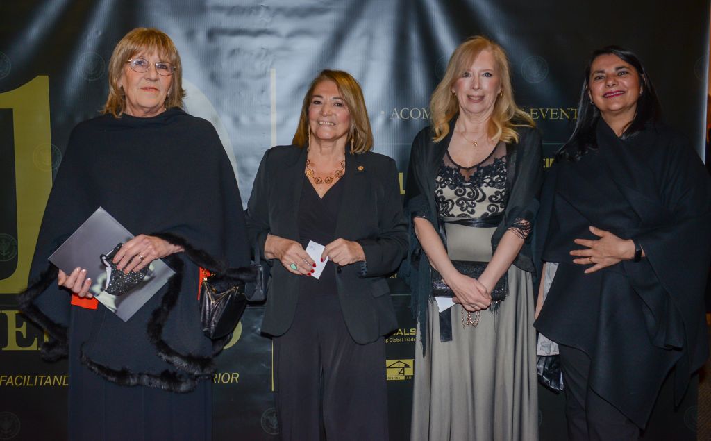 Cocktail y Alfombra Roja