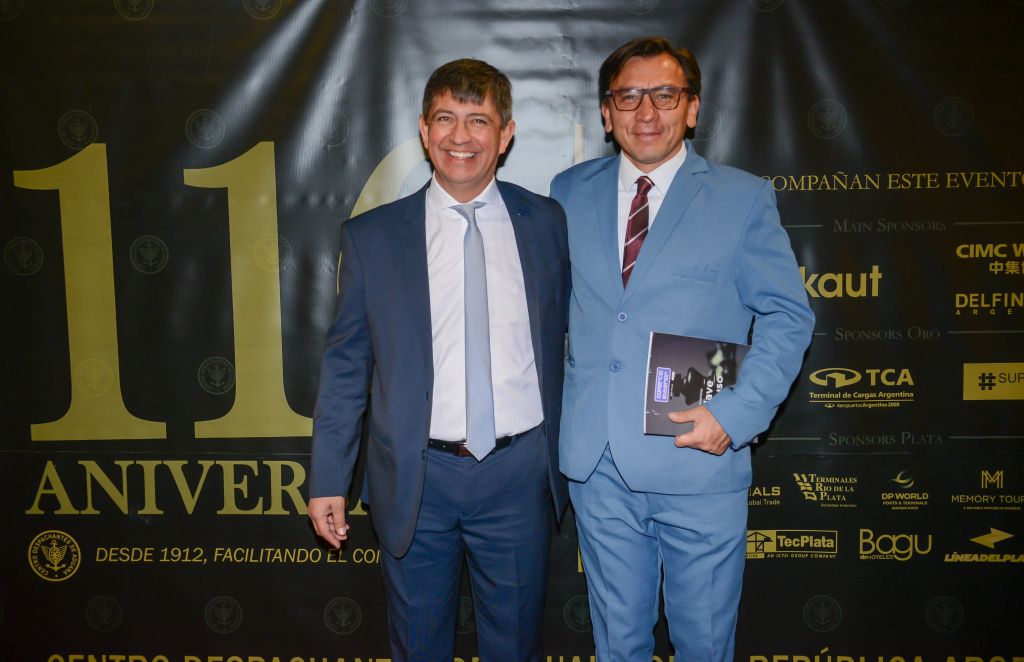 Cocktail y Alfombra Roja