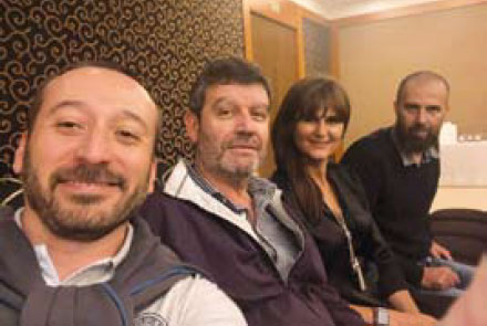 Andr�s Elorriaga, e integrantes de la comisi�n directiva